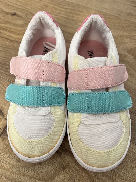 Дитячі кеди zara