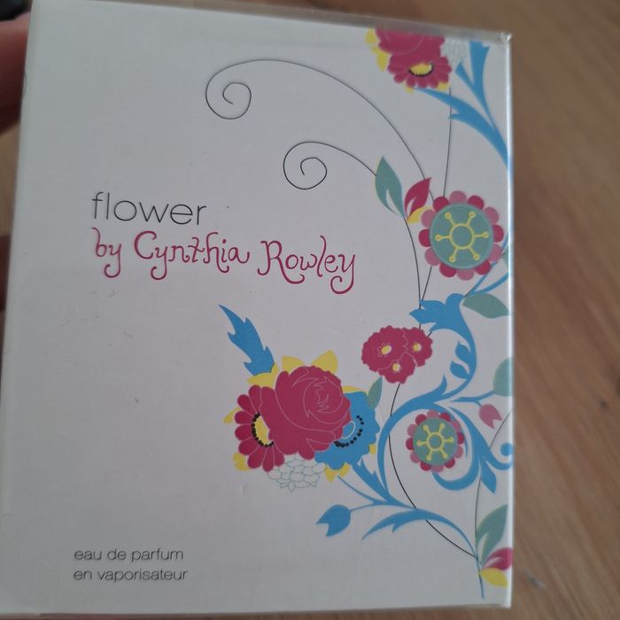 Flower by Cynthia Rowley