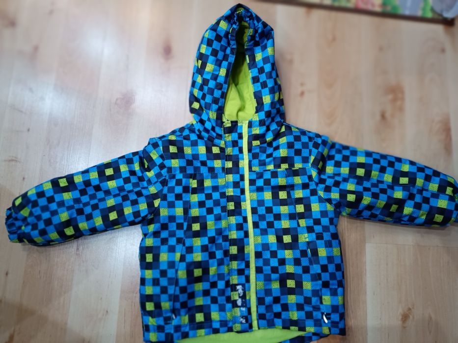 Kurtka chłopięca 98/104 wiosna/jesień