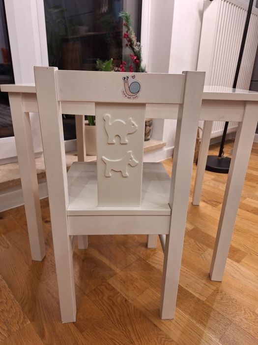Krzesełko i stolik dziecięcy drewniany