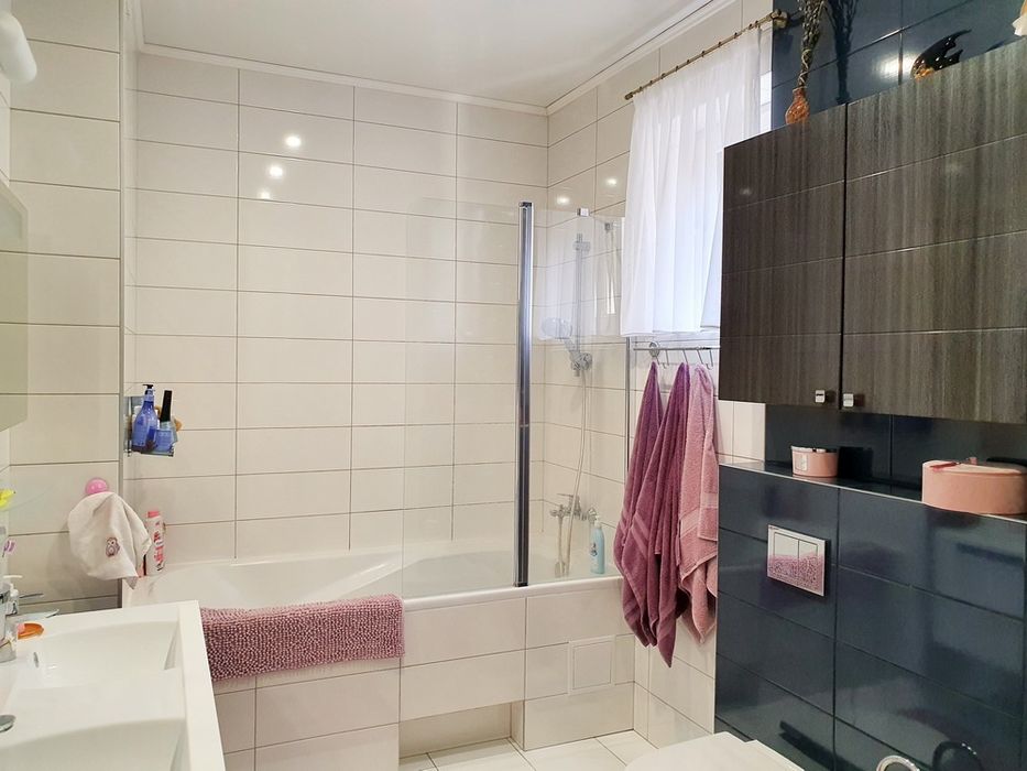 Продам дом с ремонтом Новоалександровка