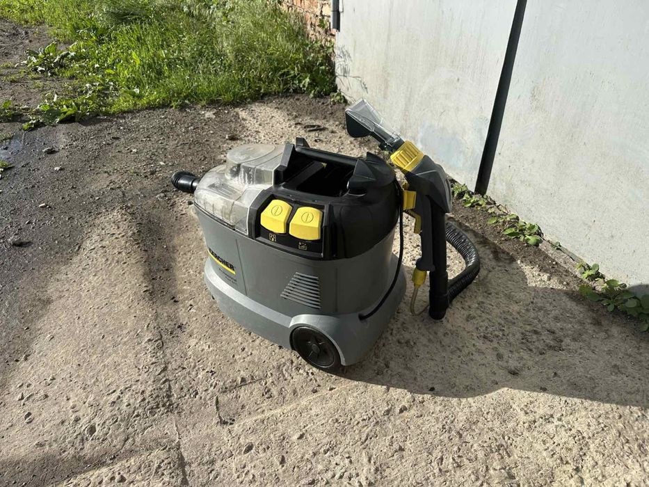 Продам Karcher Puzzi 8/1c