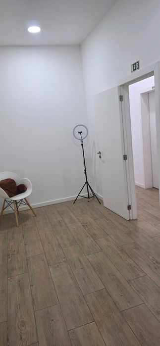 Arrenda se salas inseridas em salão cabeleireiro