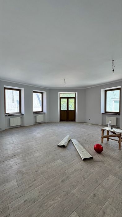 5ти кімнатна, Серце Старого міста