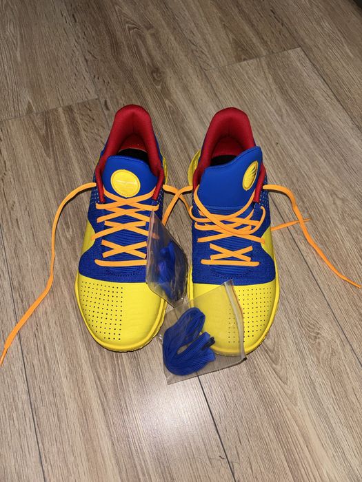 Buty do koszykówki r. 44 Curry FloTro4
