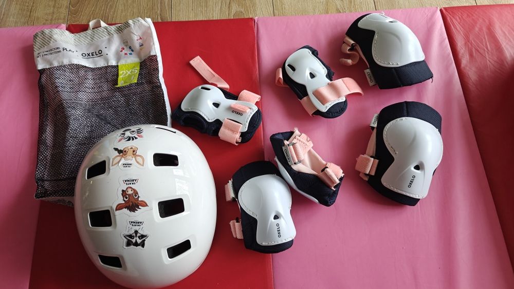Kask + ochraniacze dziecięce OXELO (Decathlon) – zestaw rolkowy