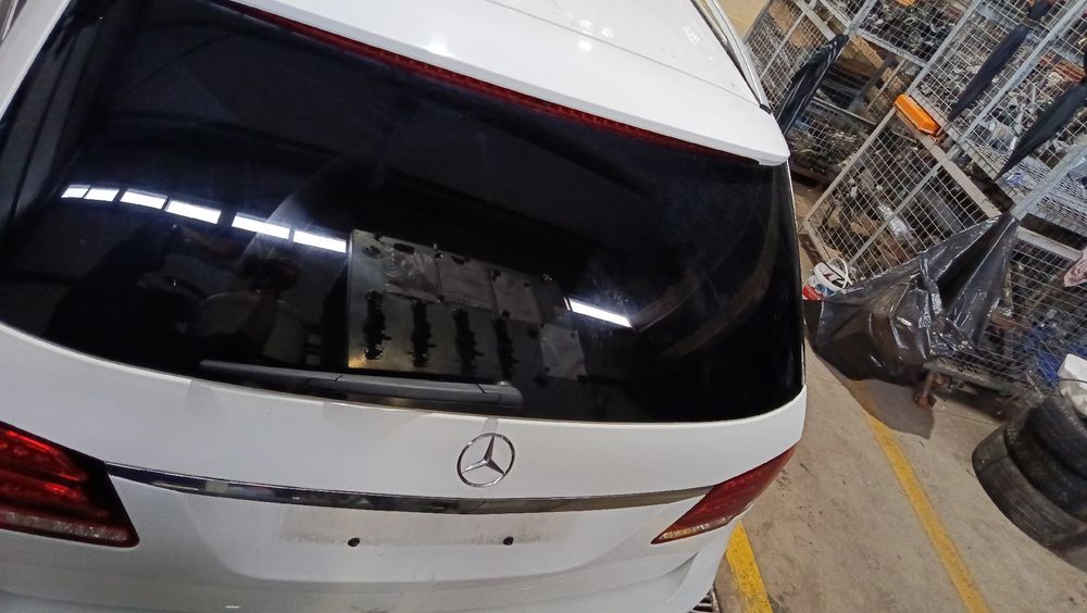 Porta / tampa da mala MERCEDES-BENZ Classe E Carrinha (S212)