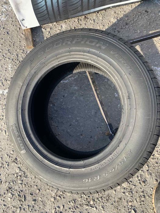 Шини нові 215/65 R16 пара Pirelli літо нові