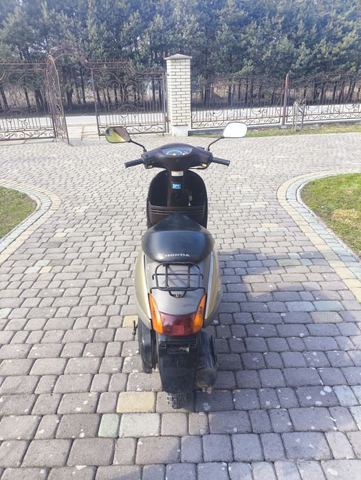 Продам скутер хонда  honda takt 51