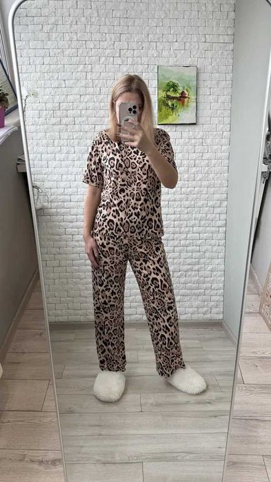 Жіночі котонові піжами з леопардовим принтом