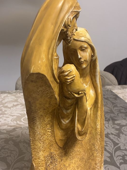 Linda Sagrada familia