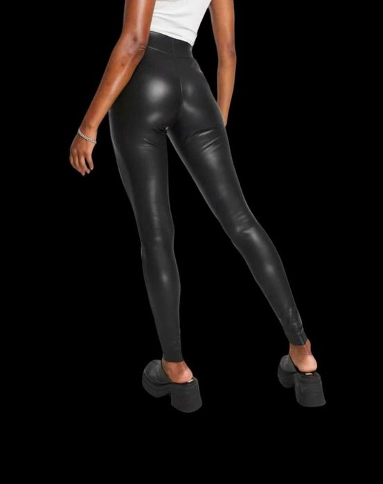 Fantastyczne leginsy eko skóra