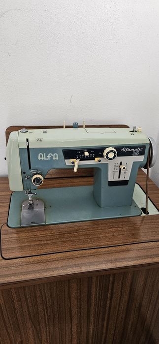 Máquina de costura vintage