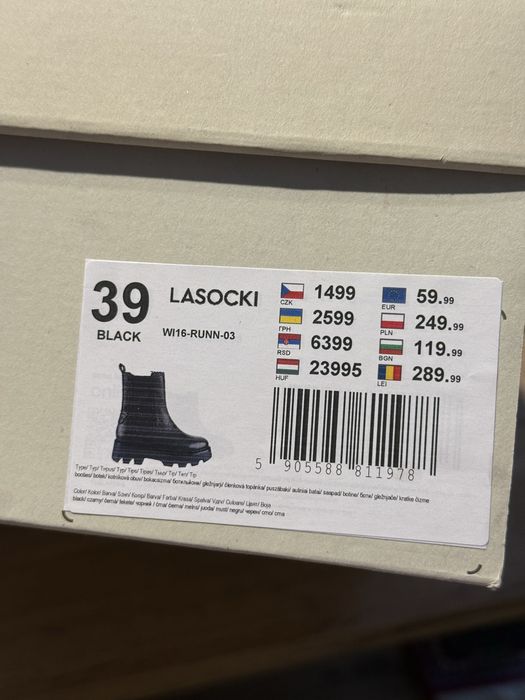 Botki Lasocki skórzane czarne r.39  (24,5 cm) – skóra naturalna