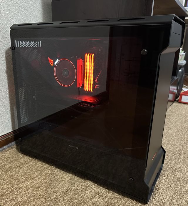 Computador Desktop para Jogos  / Trabalho