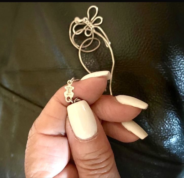 Fio com pendente libélula