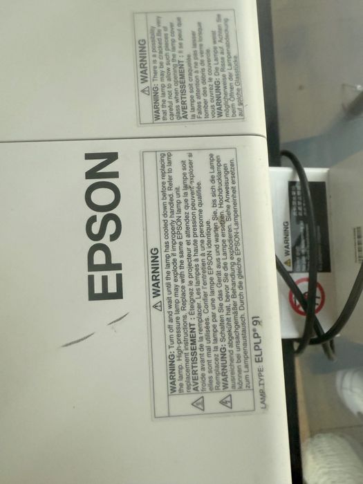 Projetor EPSON EB-685WI