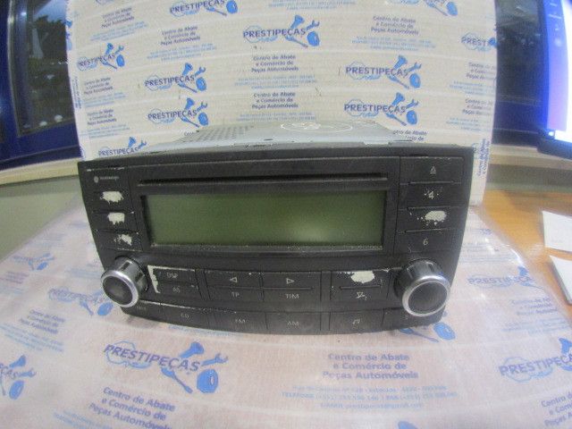 Rádio / auto-rádio VOLKSWAGEN Touareg (7L)