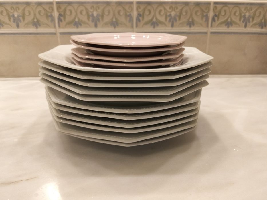 Pratos octogonais antigos Vista Alegre