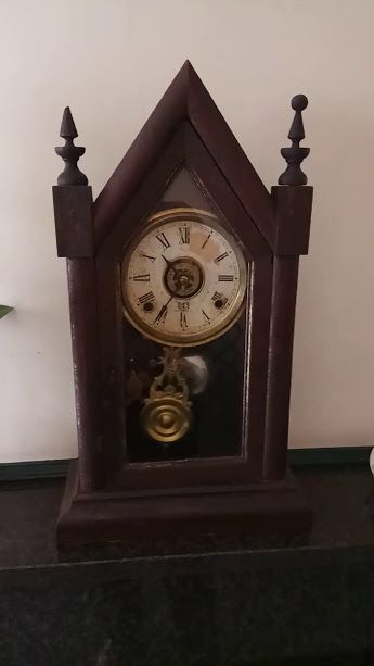 Relógio Reguladora de mesa, modelo Batalha todo original dos anos 40