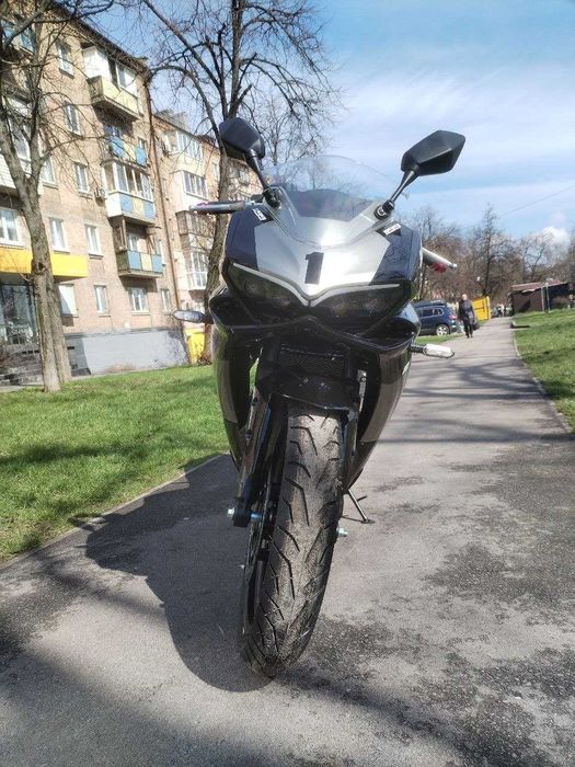 Мотоцикл ML 300 CBR