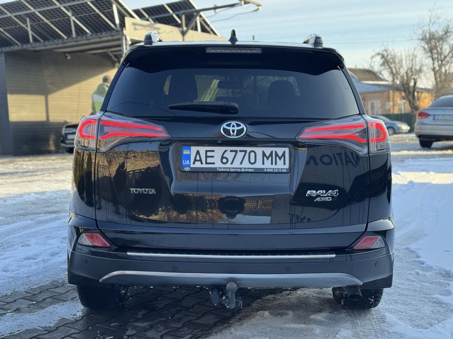 TOYOTA RAV4 повний привід офіційне авто