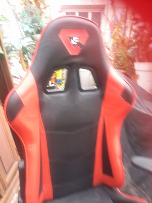 Cadeira  BGAMER em optimo estado 15€