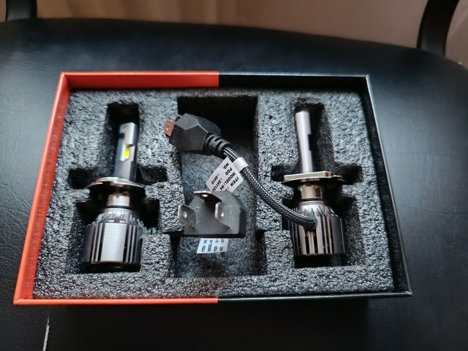 Лёд лампи н4 на гарантии