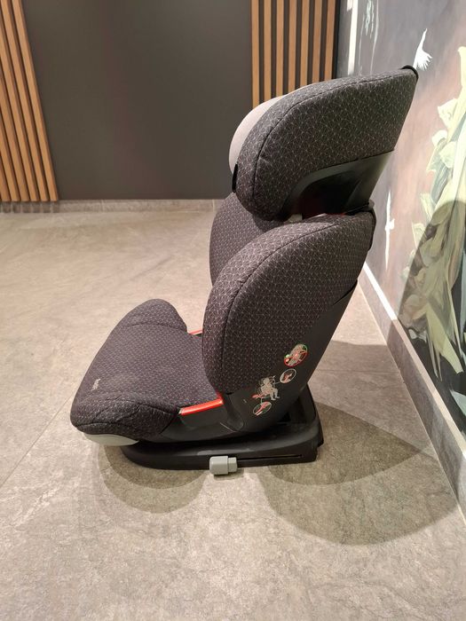 Fotelik samochodowy Maxi-Cosi Rodifix 15-36kg ISOFIX