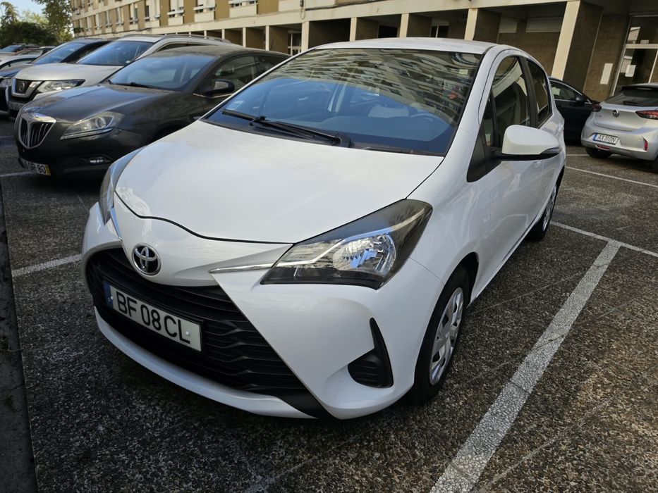 Toyota Yaris 1.0 exclusive