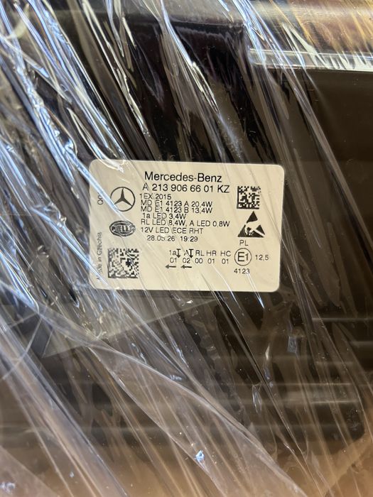 Farol dianteiro direito LED original Mercedes-Benz – Novo, nunca montado