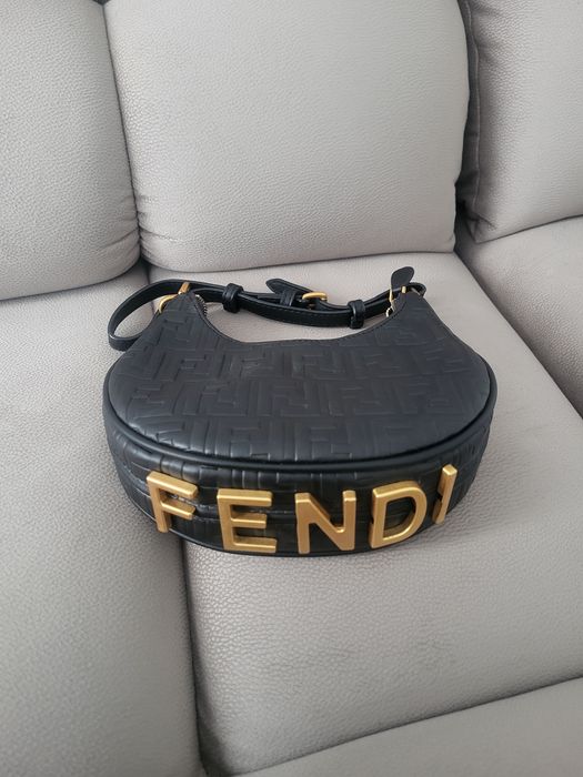 Fendi piekna torebka czarna jak nowa