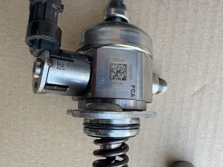 Pompa paliwa Jeep/Dodge/Alfa Romeo 2.0 benzyna turbo