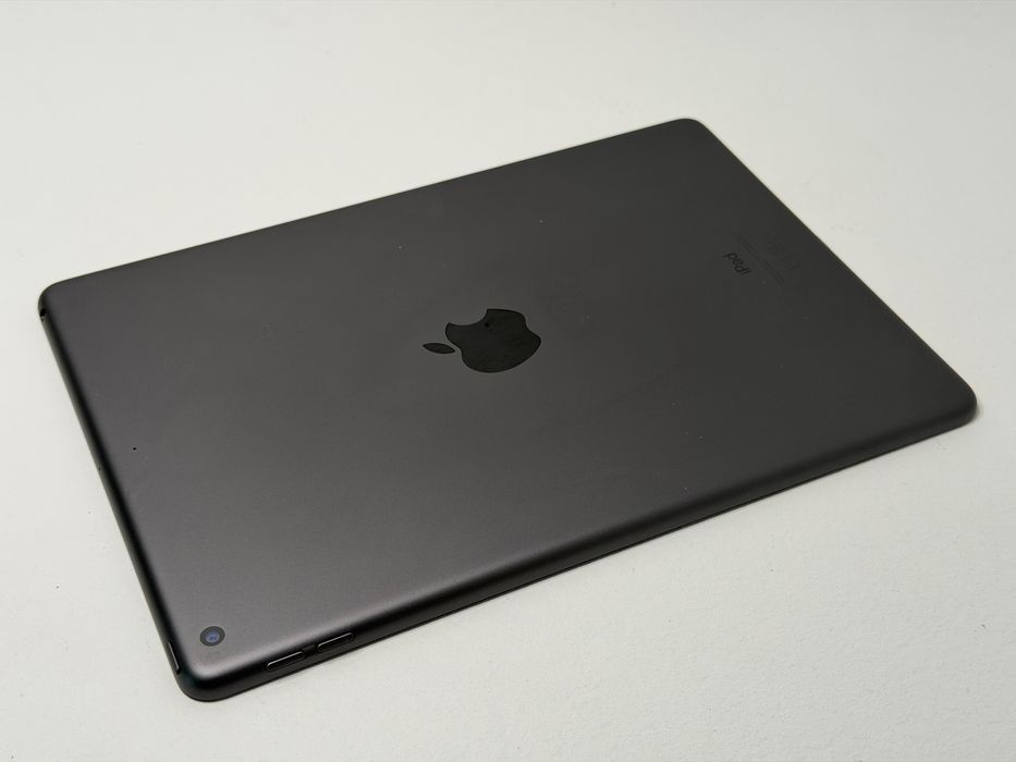 iPad 8. gen. (A2270) - 32GB - faktura VAT 23%