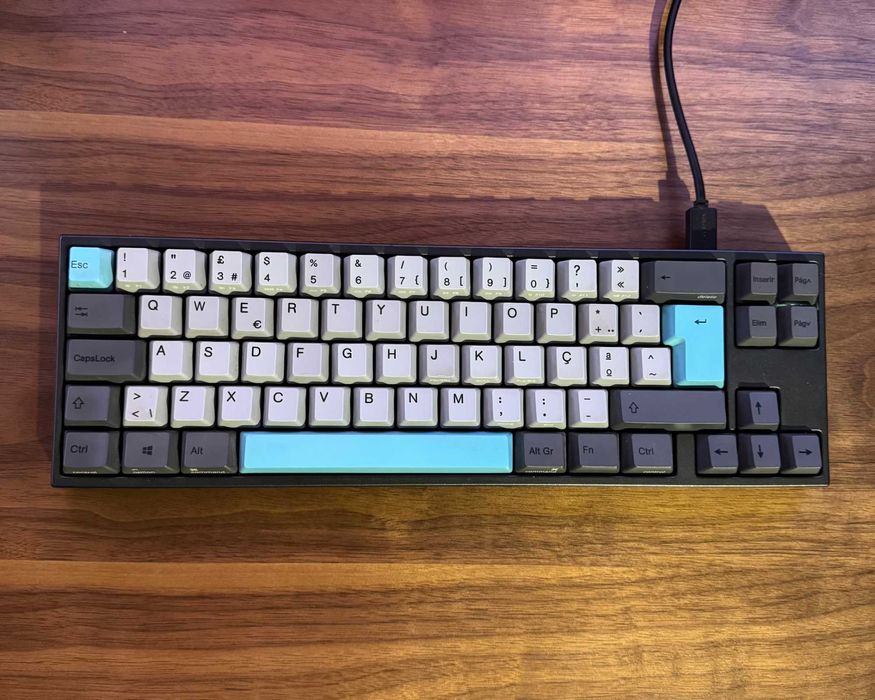 Teclado Mecânico Ducky Miya Pro - Cherry Silent Red