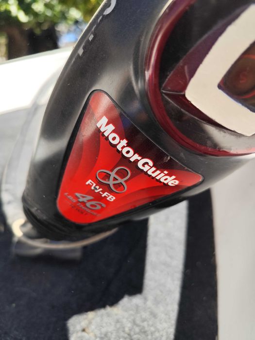 Barco para pesca ao Achigã