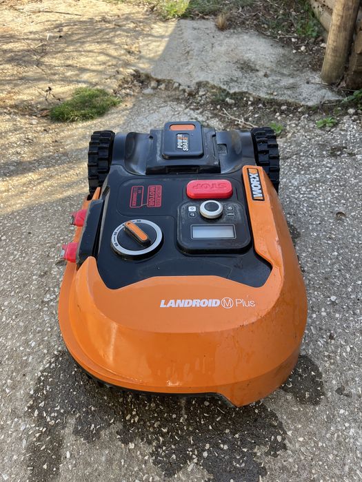 Robô Corta-Relva Worx Landroid M700 Plus – Pouco Uso / Como Novo