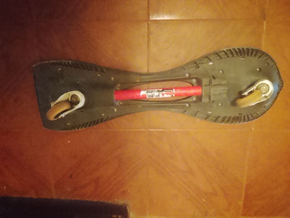 Vendo skate de duas rodas