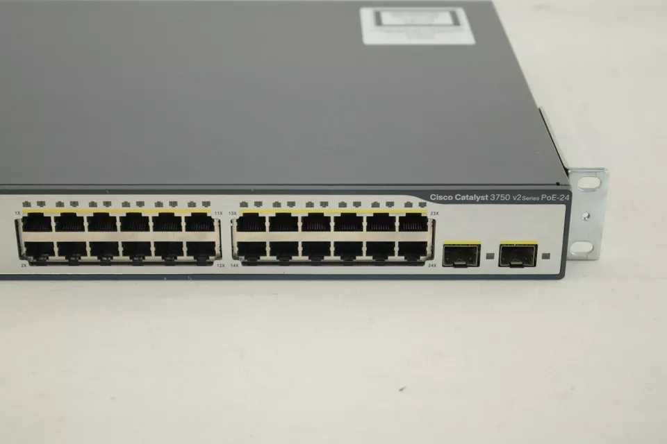 Світч Комутатор Cisco Catalyst 3750 v2 PoE ПоЕ 24 портів для камер
