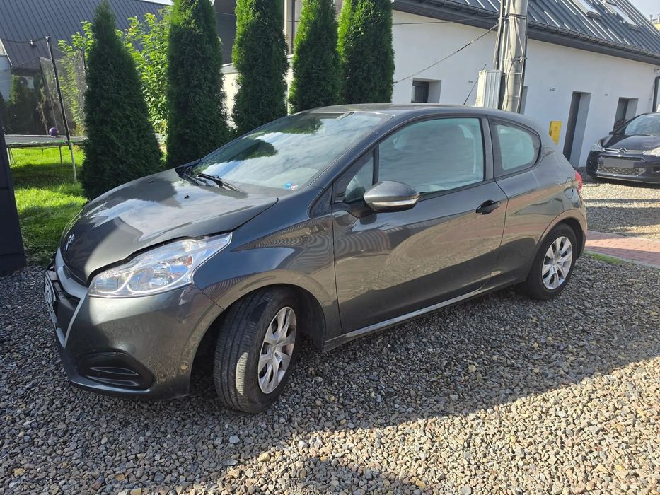 Peugeot 208 2016 rok  109000 km Kraków