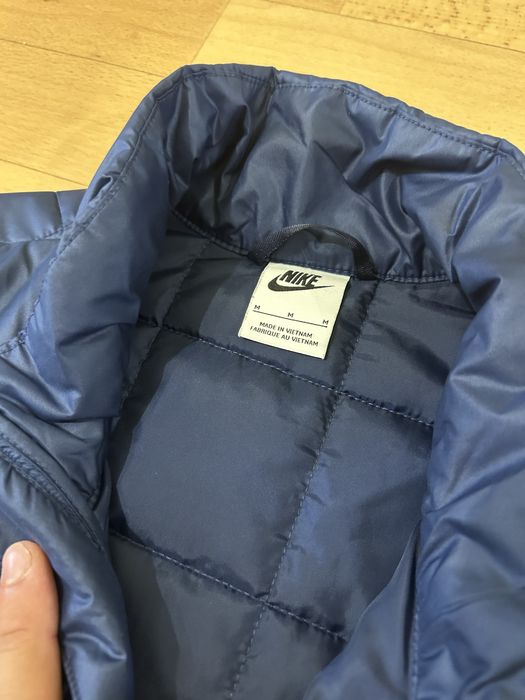 жилетка Nike Synthetic Fill / Nike NSW