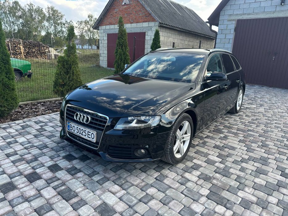 Продам автомобіль Audi A4