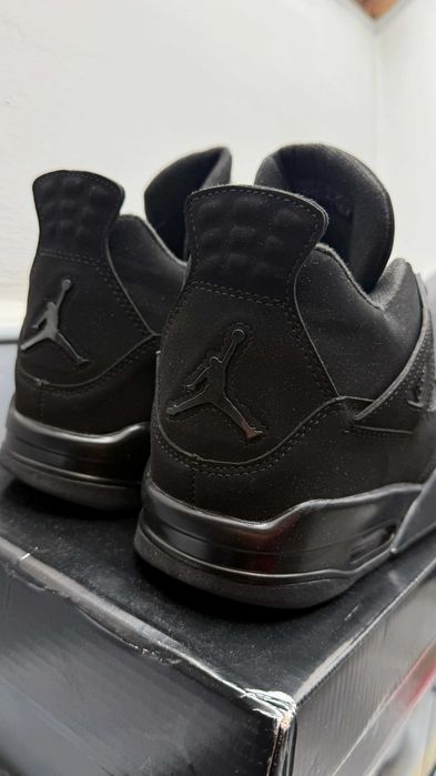 Air Jordan 4 Retro – czarne | Rozmiar 45