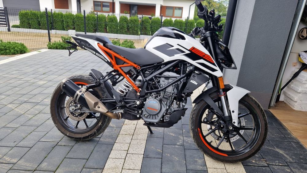 Ktm Duke 125 cc rok produkcji: 2020, przebieg:17 000 km Nowy Sącz • OLX.pl