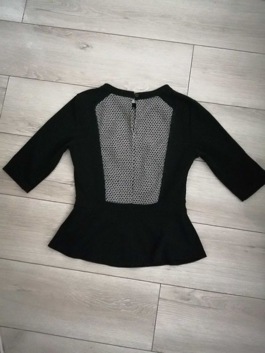 Bluzka damska elegancka z baskinką s/m, 36/38