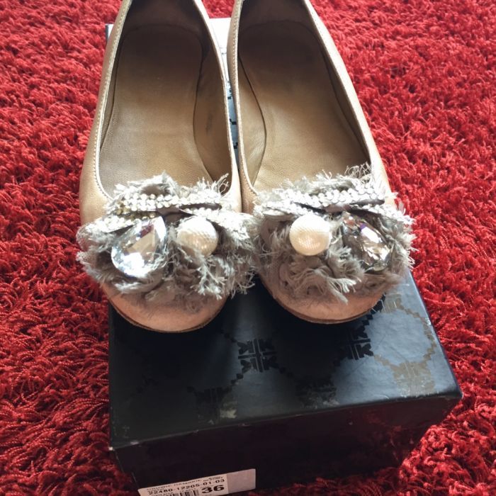 Skórzane baleriny Kazar