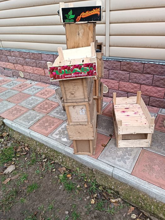 Продаю ящики деревяные и фанерные, а также почтовые б/у.