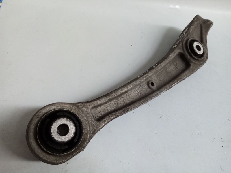 Braço de suspensão frente direito AUDI A4 (8K2, B8)