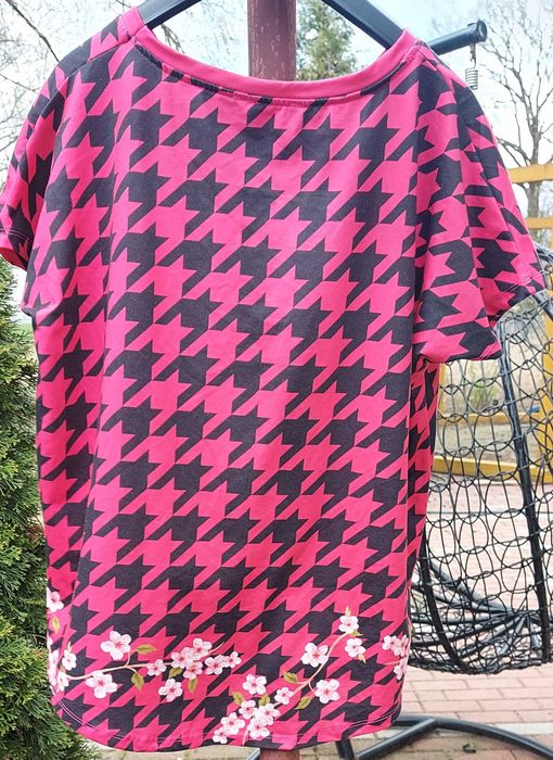 Piękny tshirt/bluzka na rozmiary  38, 40, 42, 44, 46, 48, 50