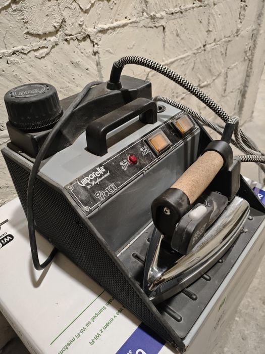 Żelazko parowe Polti Vaporella 2H Professional.